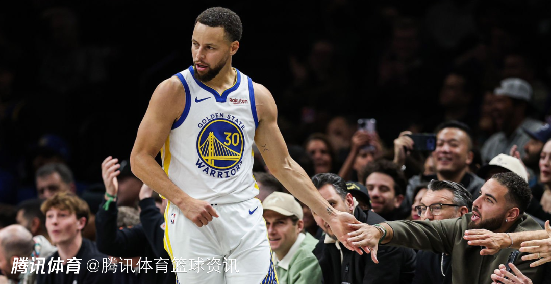 库里：全队每人都做出了贡献 听到MVP呼声有些分神所以罚丢了一球