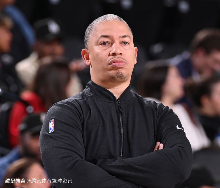 卢：科林斯很想打但还是决定让他休息 我们知道哈登永远可以依靠