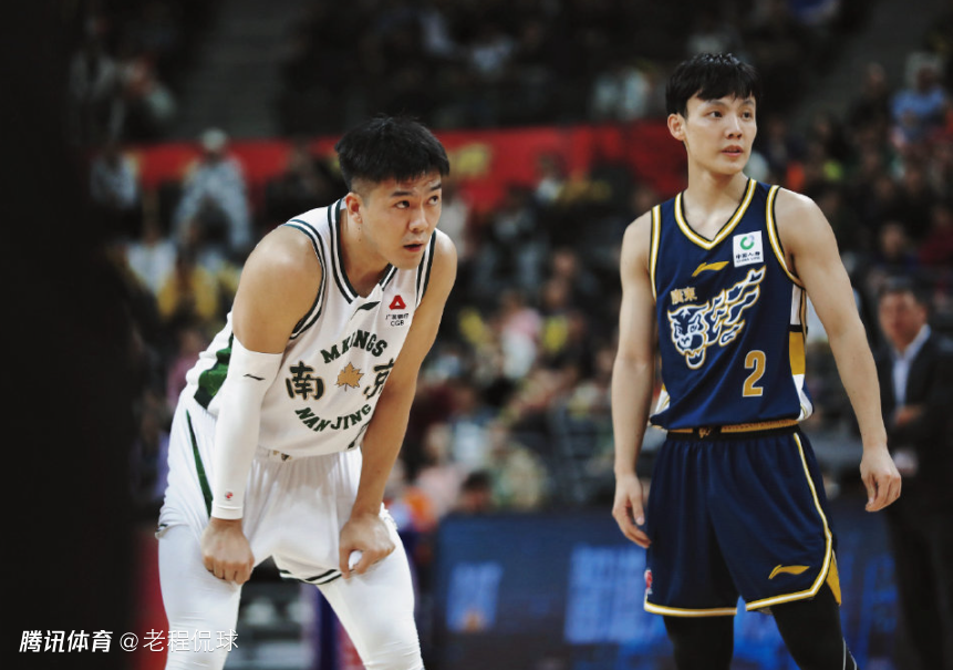 广东男篮为黄荣奇回家做致敬视频 周鹏却终留遗憾？