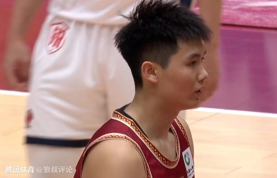 李悦洲：非常感谢教练和哥哥们创造出场时间 鼓励大胆进攻和做好防守