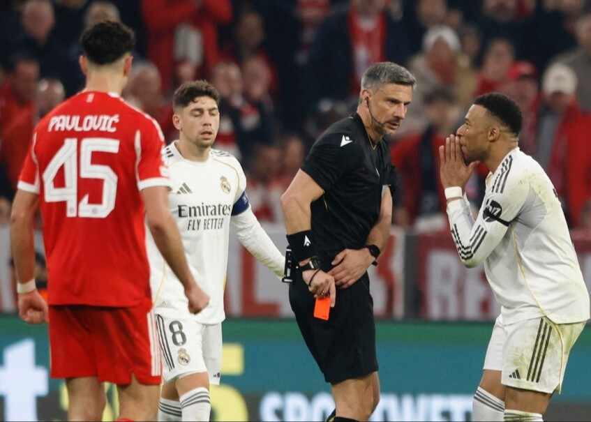 西裁判专家：皇马对拜仁这种级别的比赛，不能这样将球员罚下