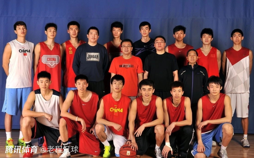 丁彦雨航同届诸将步入黄昏 拿顶薪争冠的只剩王哲林