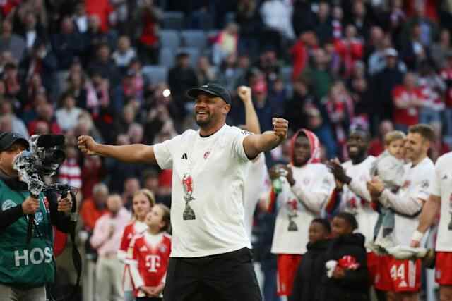 孔帕尼夺冠赛后：没特意取消啤酒浴，对冠军并无任何傲慢之心