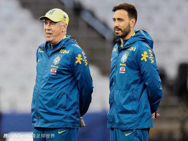 单飞失败 36岁小安帅下课：再次投奔父亲 备战2026世界杯