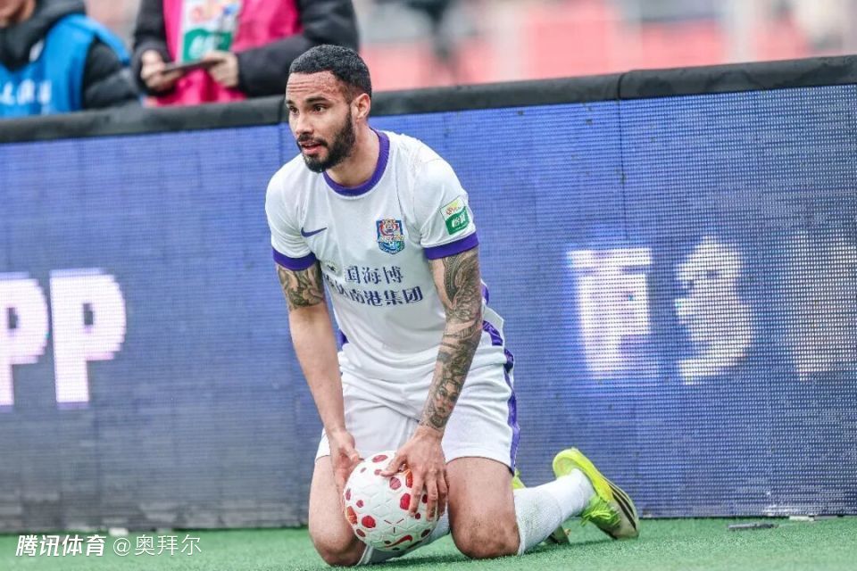 津门虎赛季首球！谢蒂内点球破门，破134天球荒，全队疯狂庆祝