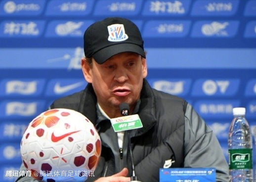 申花主帅谈逆转：全队体现出色团队精神 特别表扬替补出场的球员们