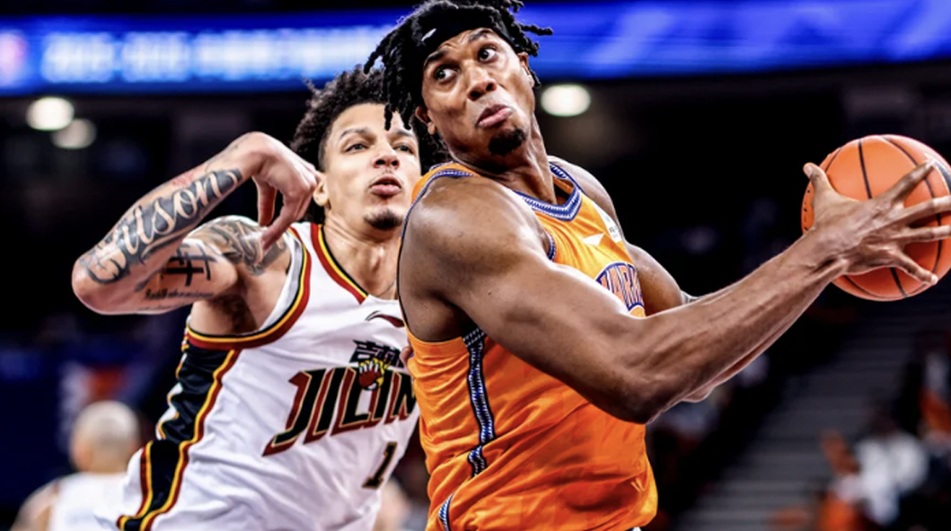 CBA：闫鹏飞21分10中10上海大胜恩都里 古德温20分11助攻策动全队