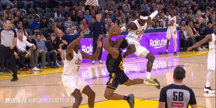 施罗德飞踢克莱尔曝被吹一级恶犯！库明加调侃：你以为自己是李连杰啊